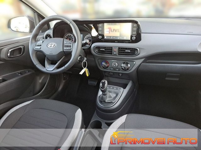 HYUNDAI i10 usata, con Airbag
