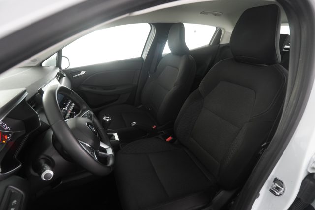 RENAULT Clio usata 8