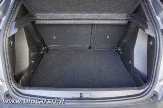 PEUGEOT 2008 usata, con Fari LED