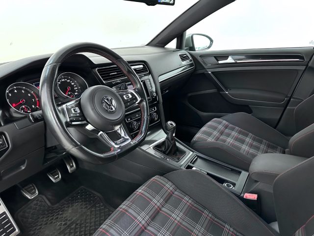 VOLKSWAGEN Golf GTI usata, con Boardcomputer
