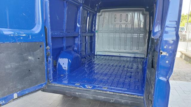 FIAT Ducato usata, con Divisori per bagagliaio
