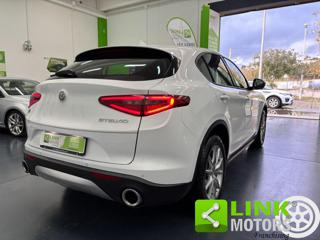 ALFA ROMEO Stelvio usata, con Alzacristalli elettrici
