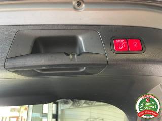 MERCEDES-BENZ GLA 180 usata, con Touch screen