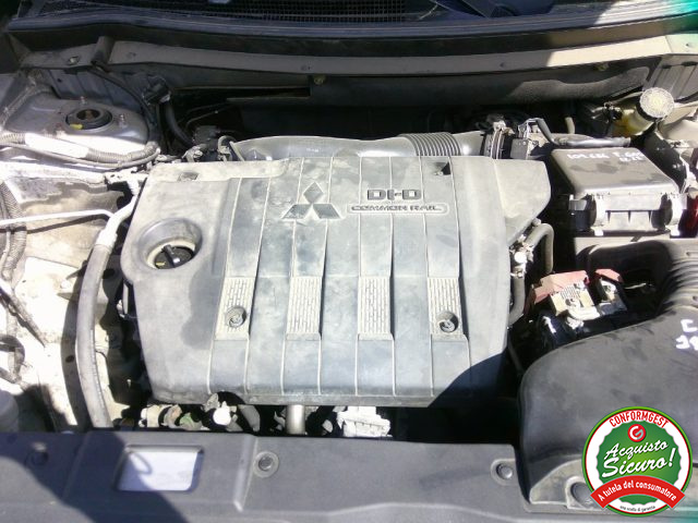MITSUBISHI Outlander usata, con Fendinebbia