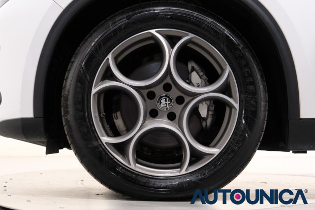 ALFA ROMEO Stelvio usata, con Controllo trazione