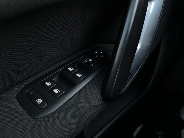 PEUGEOT 308 usata, con Bluetooth