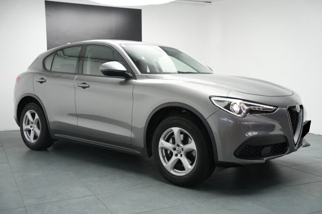 ALFA ROMEO Stelvio usata, con Cerchi in lega