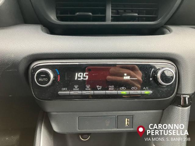 TOYOTA Yaris usata, con Servosterzo