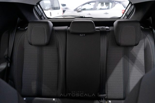 PEUGEOT 208 usata, con Volante multifunzione