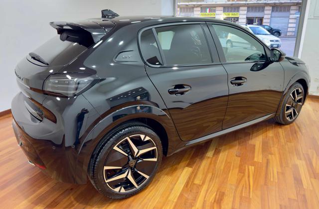 PEUGEOT 208 usata, con Cerchi in lega