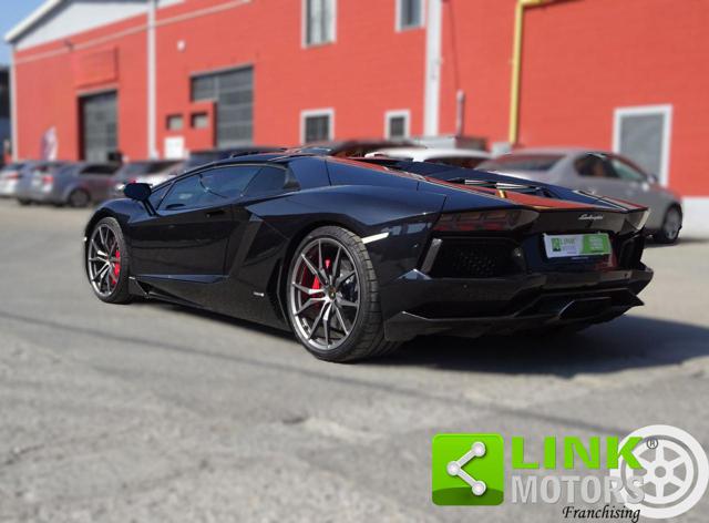 LAMBORGHINI Aventador usata, con Cronologia tagliandi