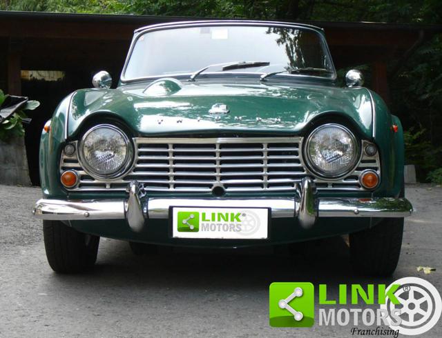 TRIUMPH TR4 usata, con Tettuccio apribile