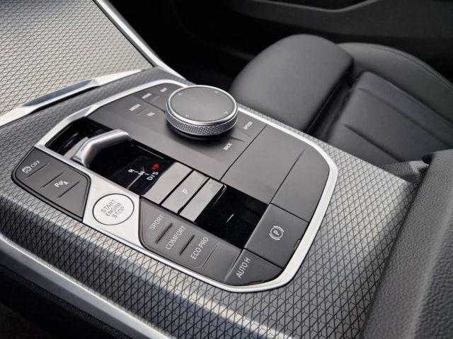 BMW 318 usata, con Autoradio