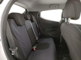 LANCIA Ypsilon usata, con Fendinebbia
