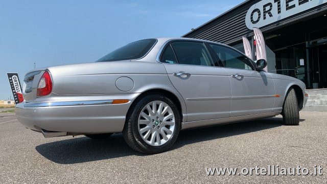 JAGUAR XJ usata 36
