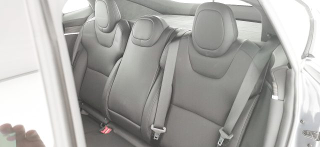 TESLA Model S usata, con Riconoscimento dei segnali stradali