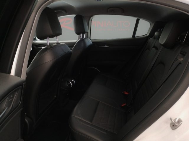 ALFA ROMEO Stelvio usata 15