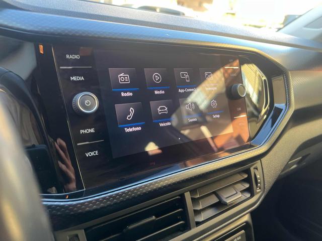 VOLKSWAGEN T-Cross usata 11