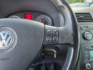 VOLKSWAGEN Touran usata, con Airbag testa