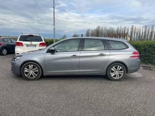 PEUGEOT 308 usata, con Airbag