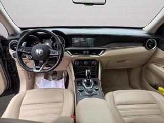 ALFA ROMEO Stelvio usata, con Controllo automatico clima