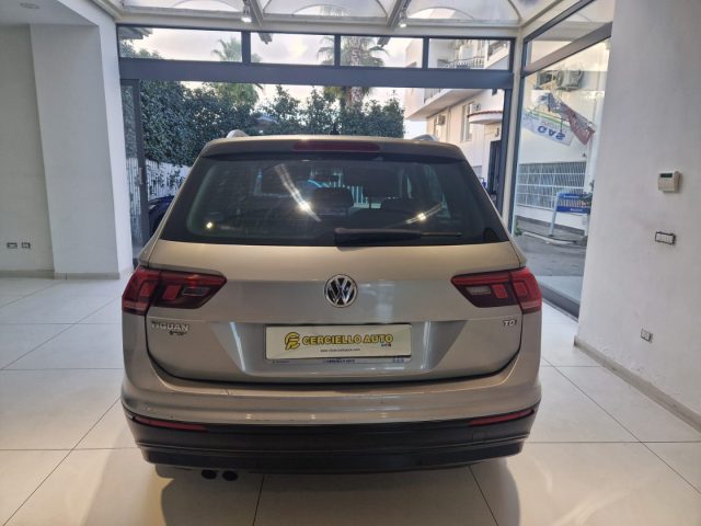 VOLKSWAGEN Tiguan usata, con Airbag laterali