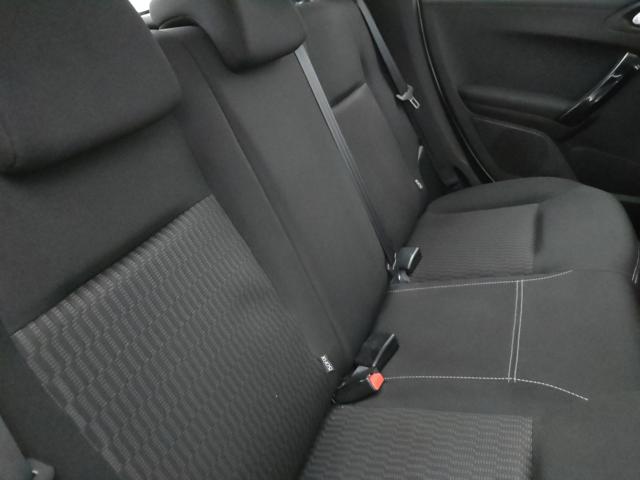 PEUGEOT 208 usata, con Hill holder