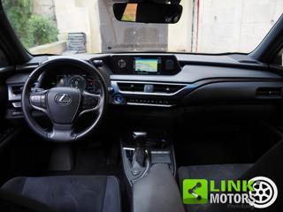 LEXUS UX 250h usata 28