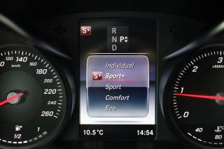 MERCEDES-BENZ C 200 usata, con Sensori di parcheggio posteriori