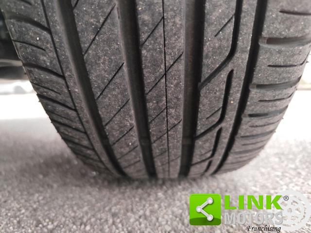 VOLKSWAGEN T-Roc usata, con Climatizzatore