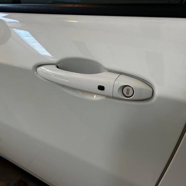 JEEP Compass usata, con Sensori di parcheggio anteriori