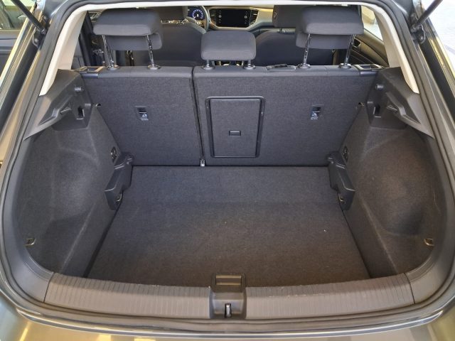 VOLKSWAGEN T-Roc usata, con Cerchi in lega