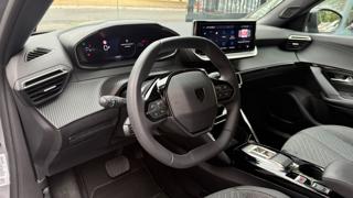 PEUGEOT 2008 usata, con Vetri oscurati