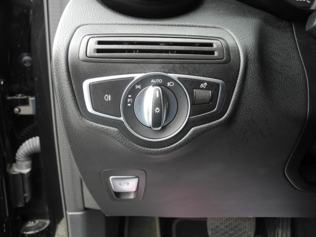 MERCEDES-BENZ GLC 300 usata, con Luce d