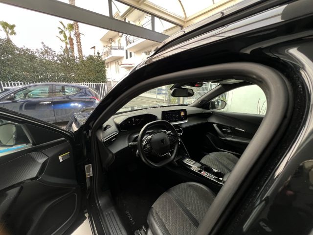 PEUGEOT 2008 usata, con MP3