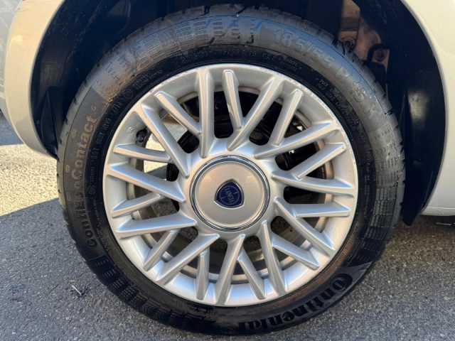 LANCIA Ypsilon usata, con Volante multifunzione