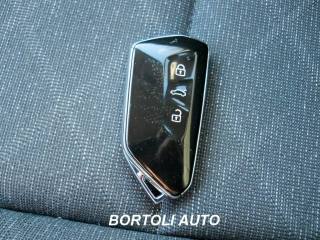 VOLKSWAGEN Golf usata, con Controllo elettronico della corsia