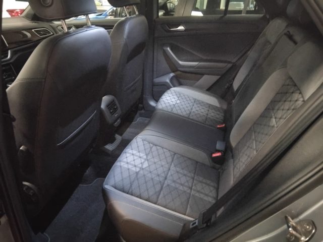VOLKSWAGEN T-Roc usata, con Cerchi in lega