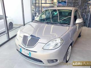 LANCIA Ypsilon usata, con Airbag
