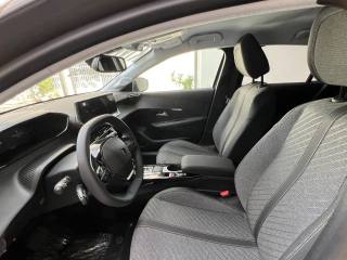 PEUGEOT 208 usata, con Airbag testa