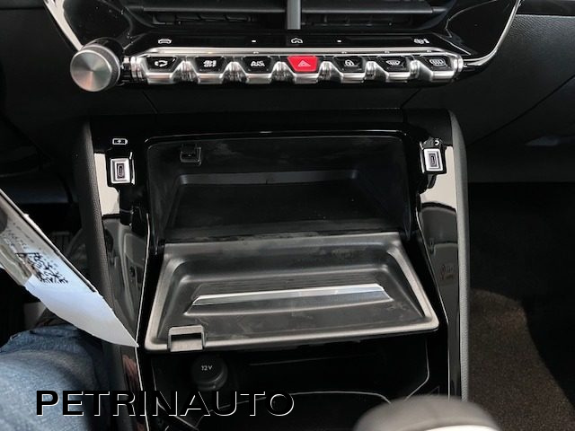 PEUGEOT 208 usata, con Volante multifunzione