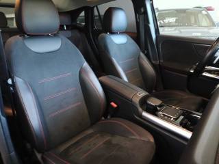 MERCEDES-BENZ GLA 200 usata, con Touch screen