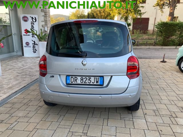 RENAULT Modus usata, con Autoradio