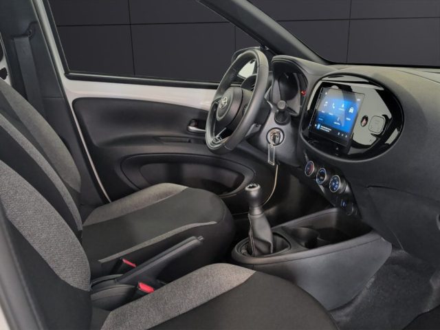 TOYOTA Aygo X usata, con Volante multifunzione