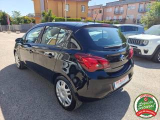 OPEL Corsa usata, con Autoradio