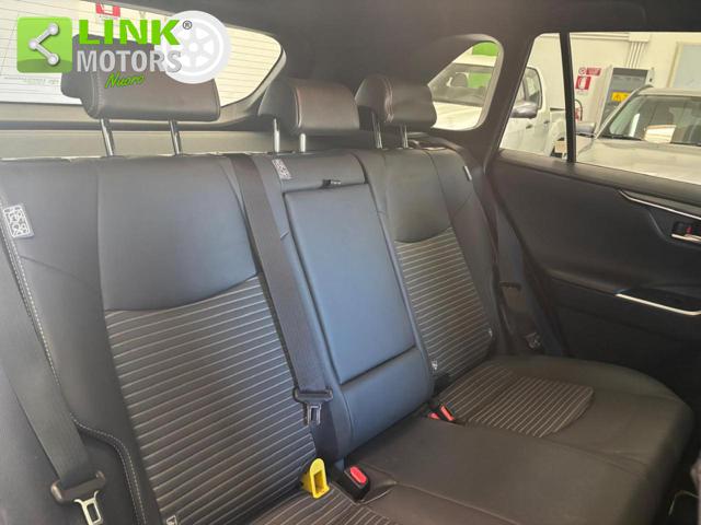 TOYOTA RAV 4 MY23 usata, con Gancio traino