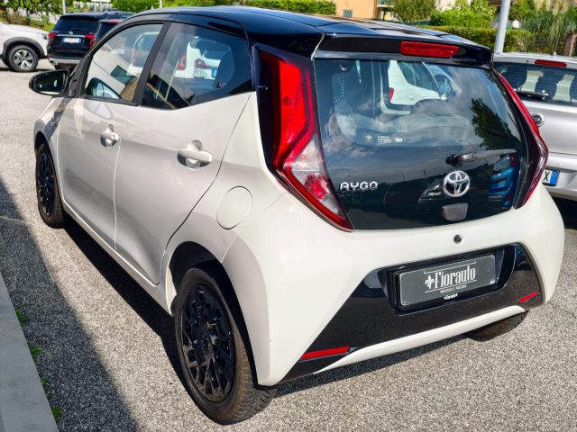 TOYOTA Aygo usata, con Alzacristalli elettrici