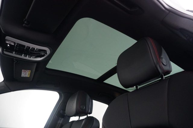 PORSCHE Macan usata, con Fari LED
