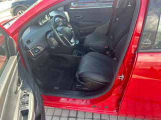 LANCIA Ypsilon usata, con ESP