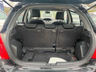 TOYOTA Yaris usata, con Controllo trazione